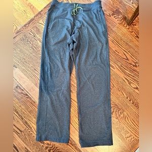 Men’s Size Large Lululemon sweatpants